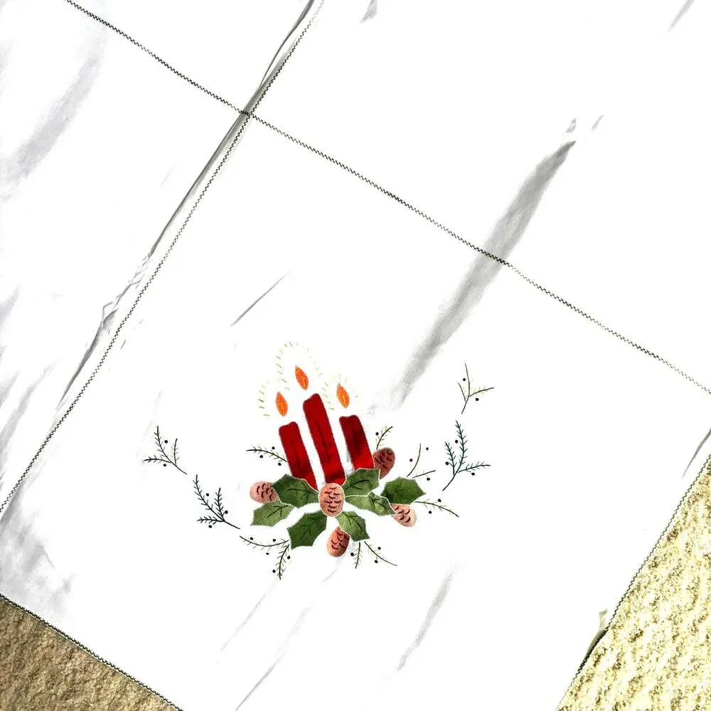 White cotton Christmas holiday tablecloth appliqué & 6 matching napkins flaws